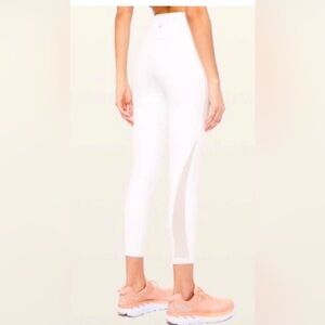 NWT Lululemon leggings train times 7/8 25” size 6 white